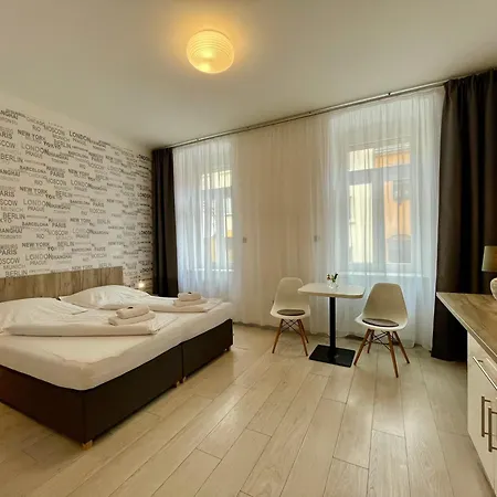 Phoenix Гостевой дом 3*