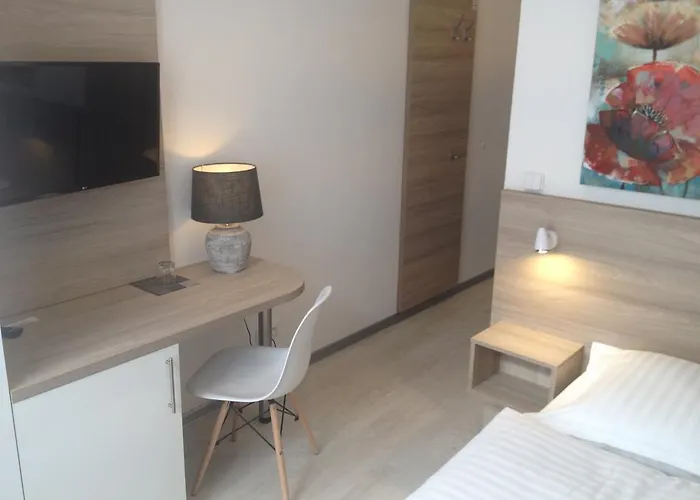 Pensionat Phoenix 3*