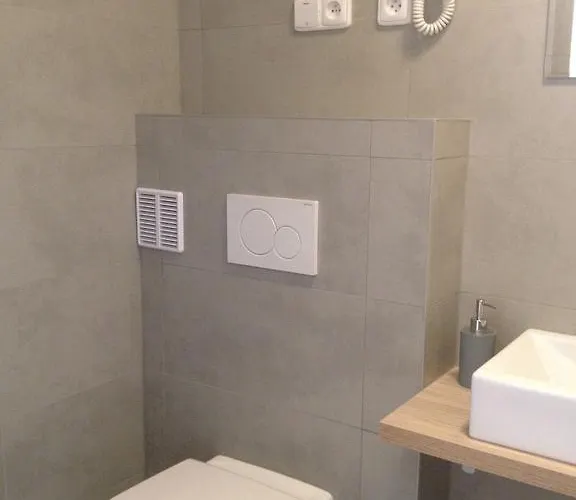 ゲストハウス Phoenix